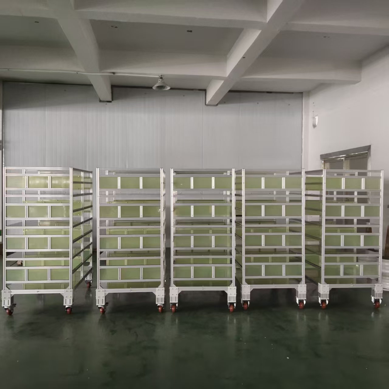 汽车座椅骨架转运车