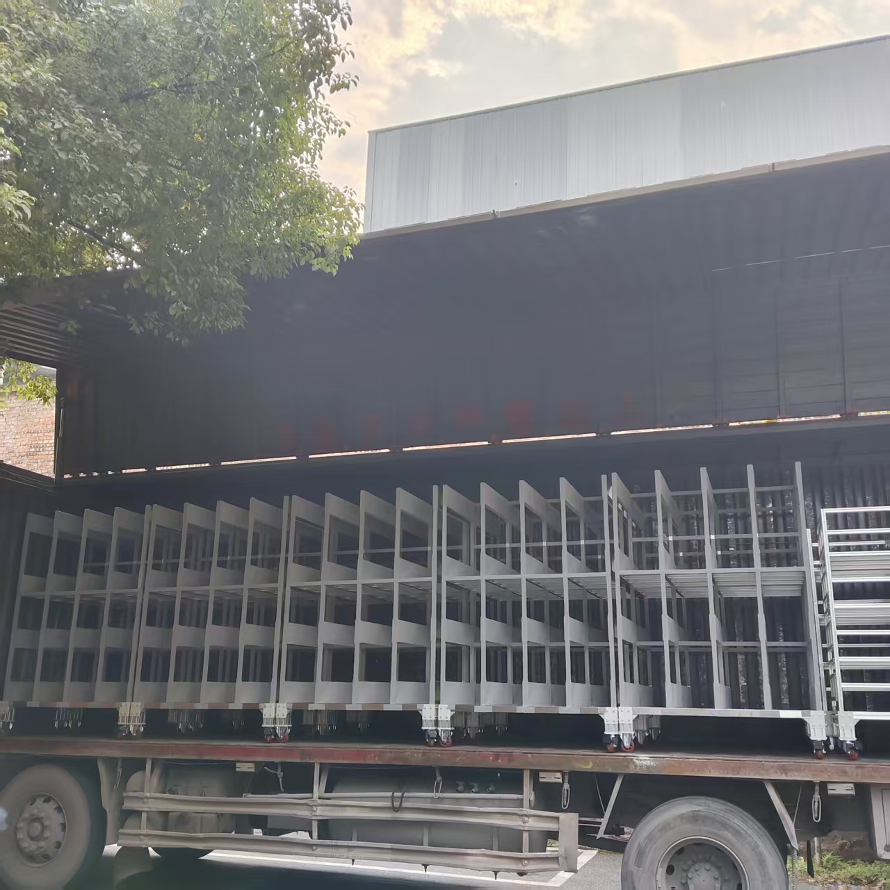 汽车骨架物料车